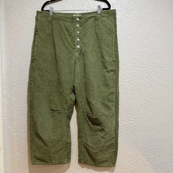 Free People Denim - Free People We The Free Good Luck Mid Rise Barrel Olive Green size 33